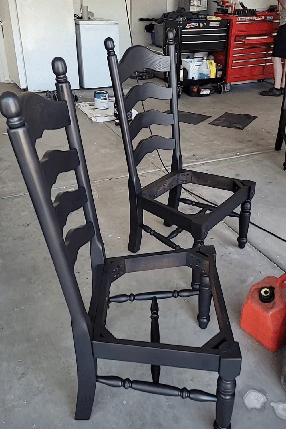 How to Refinish Dining Chairs Painted Black for a Gothic Farmhouse